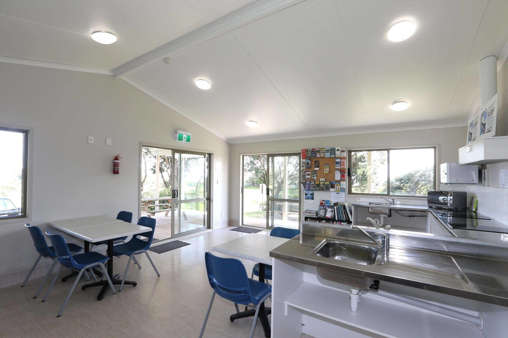 Fitzroy Beach Holiday Park New Plymouth Exterior photo