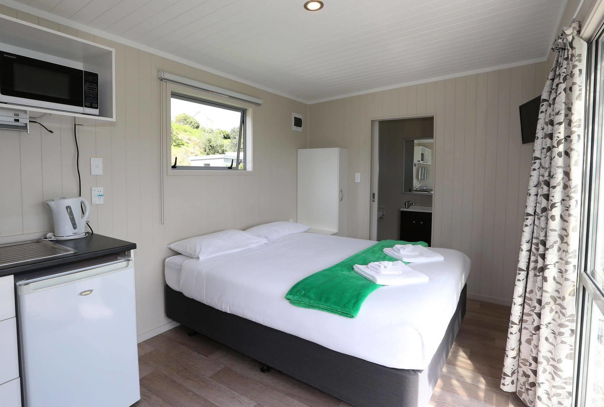 Fitzroy Beach Holiday Park New Plymouth Exterior photo