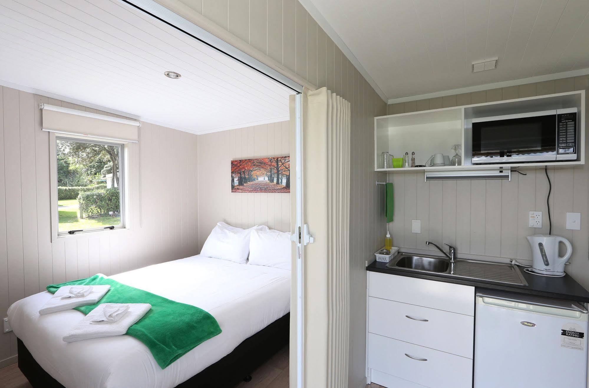 Fitzroy Beach Holiday Park New Plymouth Exterior photo